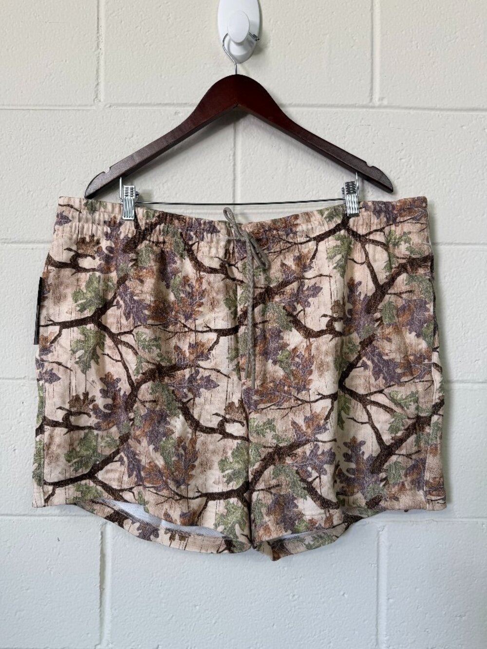 NWT Original Use Camo Sweat Shorts Size XXL